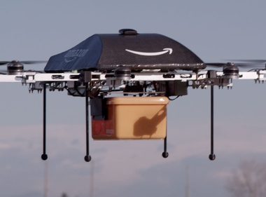 Amazon Phoenix-də dron vasitəsilə məhsulları çatdırmağa başlayır